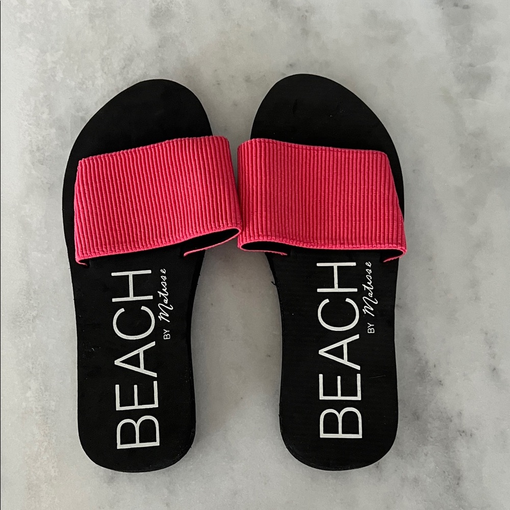 Beach by Matisse Women's Black and Pink Sandals